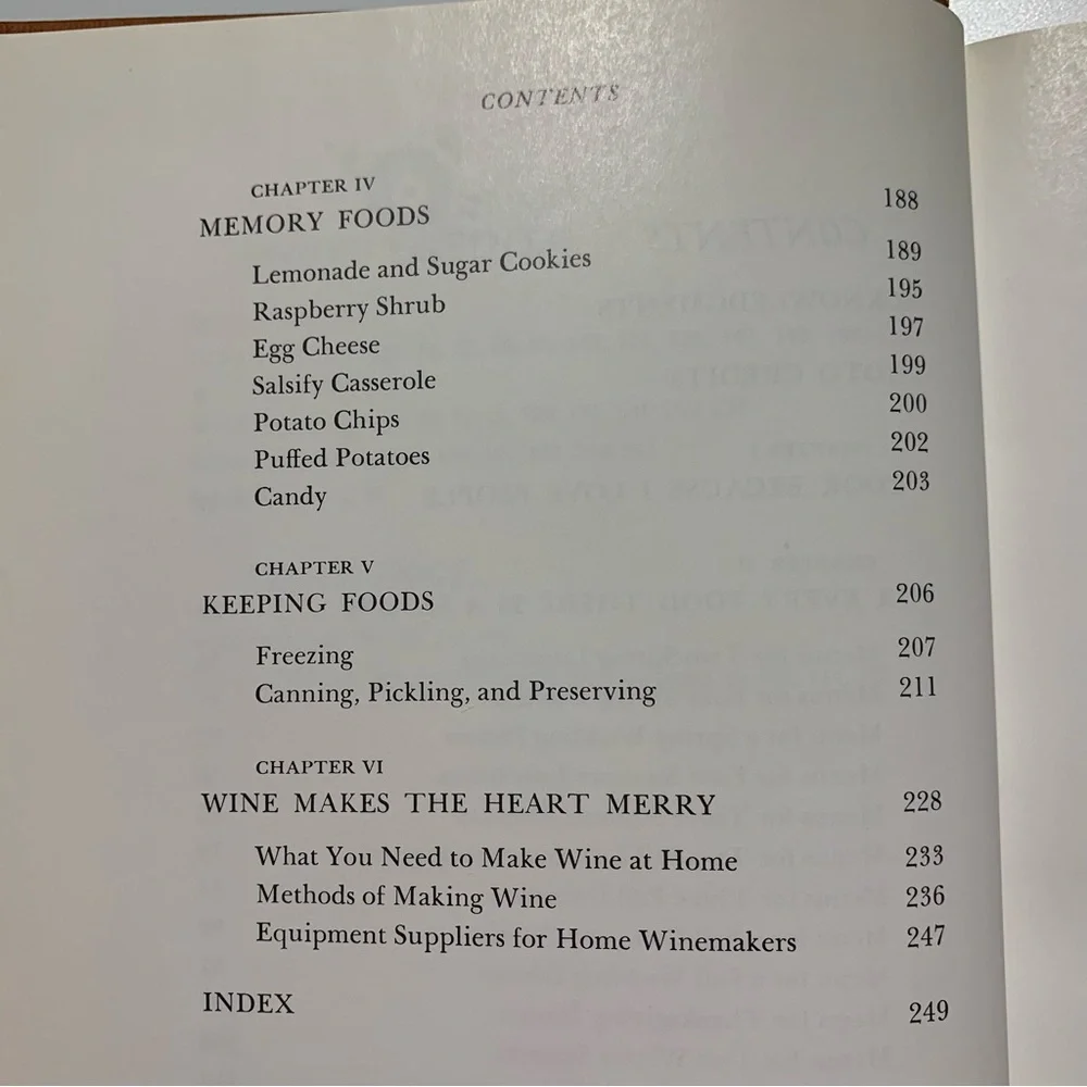 1974 Good Earth & Country Cooking Recipe Book By Betty Groff & Jose Wilson